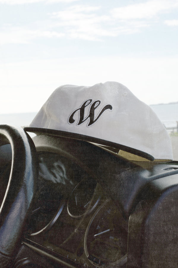 SCRIPT TWO TONE CAP