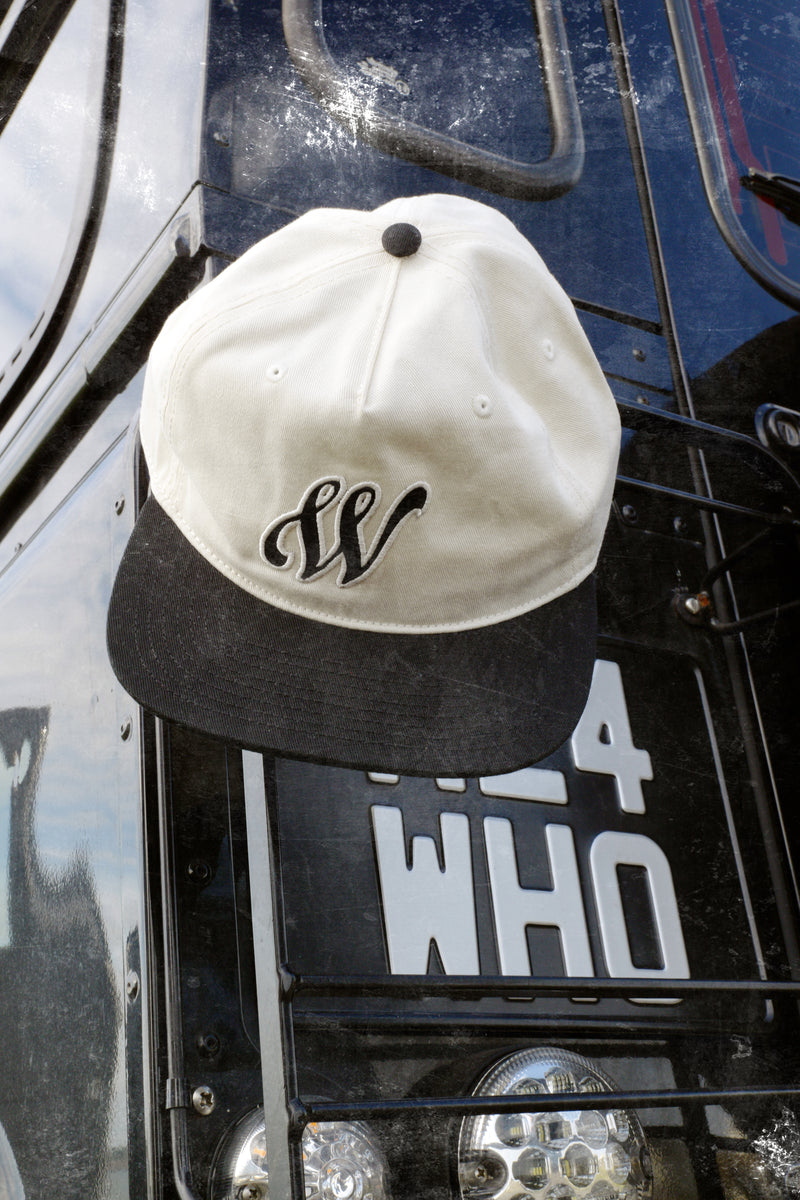 SCRIPT TWO TONE CAP